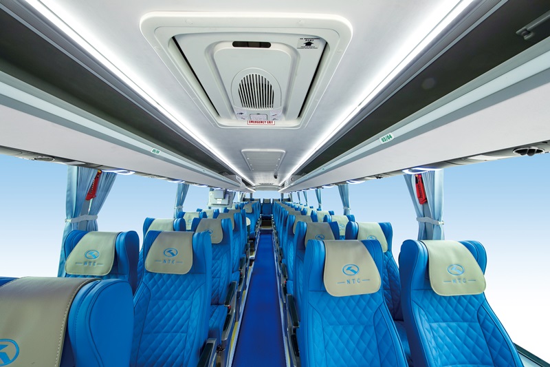 XMQ6128Y Coach interior grande