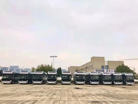 10 ônibus de célula de combustível king long entregues em Zhejiang
