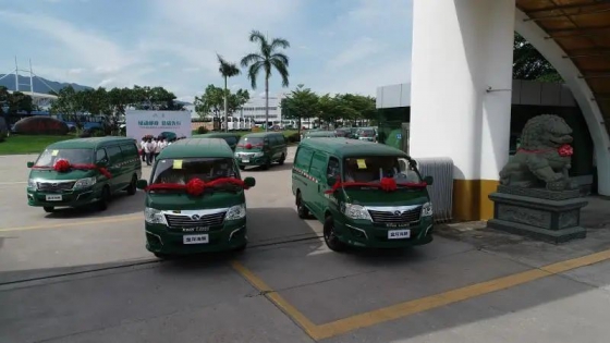 carrinhas de serviço postal elétricas king long kingwin entregues para operação em toda a china
