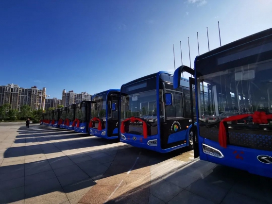 92 unidades de ônibus urbanos elétricos king long chegam a ningde para operação

