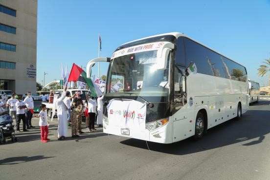 King Long bus se juntou às comemorações do Dia Nacional dos Emirados Árabes Unidos

