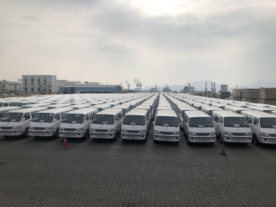1140 unidades de minivans king long exportadas para o Egito em abril
