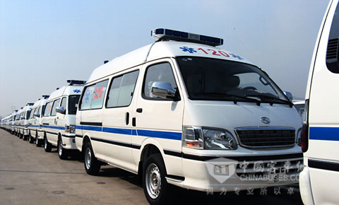 Kinglong fornece ambulâncias de ônibus leves para Lanzhou