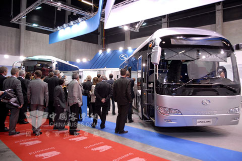Os ônibus avançados Kinglong destacam o Busworld Kortrijk
