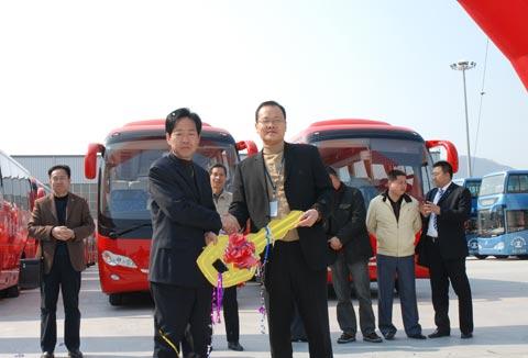 Ônibus de tamanho médio Kinglong populares em Guizhou