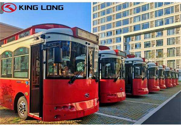 O “ônibus ding-ding” de King Long entrou em Quanzhou para promover a integração do turismo ecológico
    